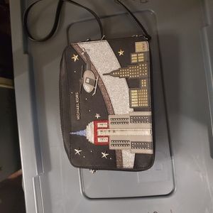 NWOT limited edition michael kors NYC crossbody
